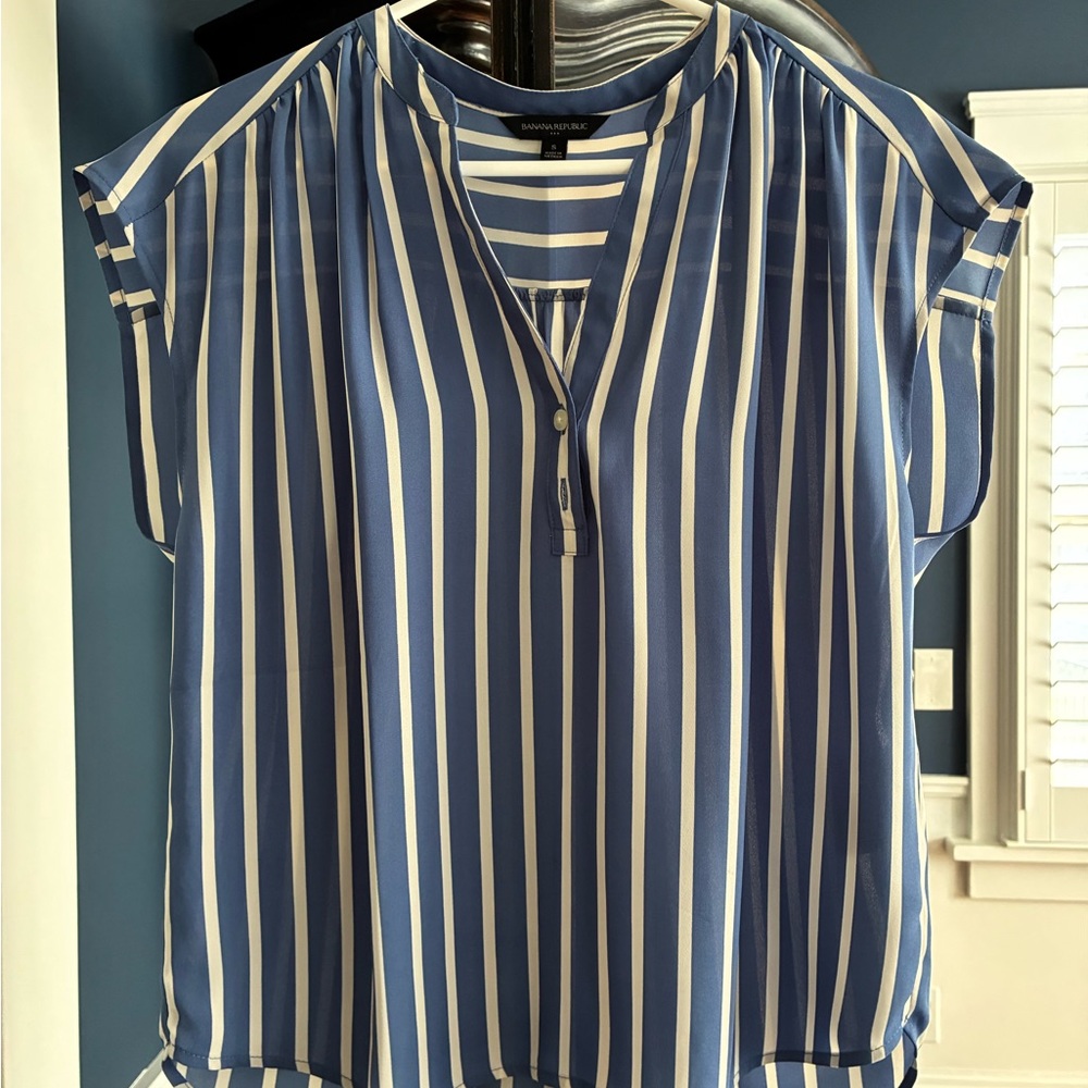 Banana Republic Blue & White Vertical Stripe Cap Sleeve Blouse